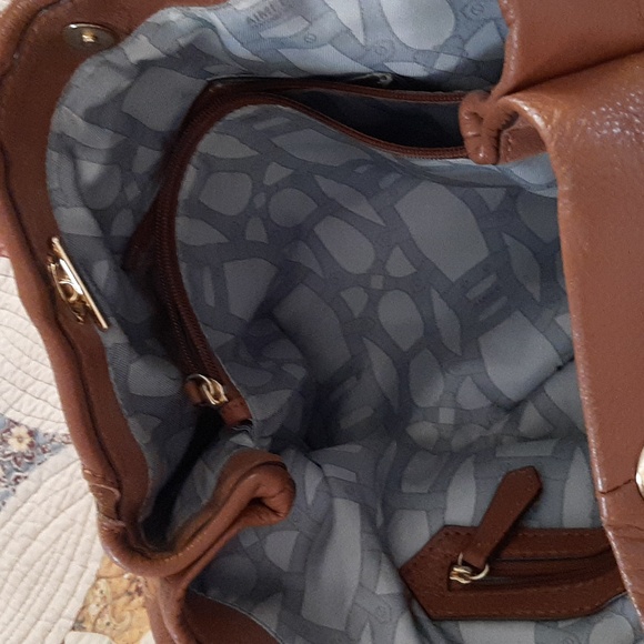 Leather satchel - Picture 5 of 7